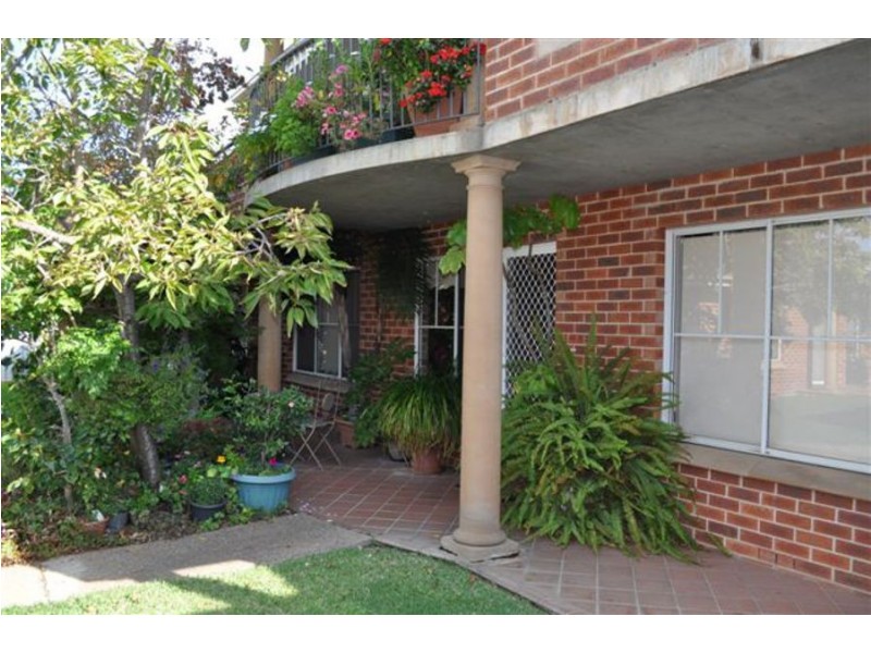 6/8 Bentley Place, Wagga Wagga NSW 2650