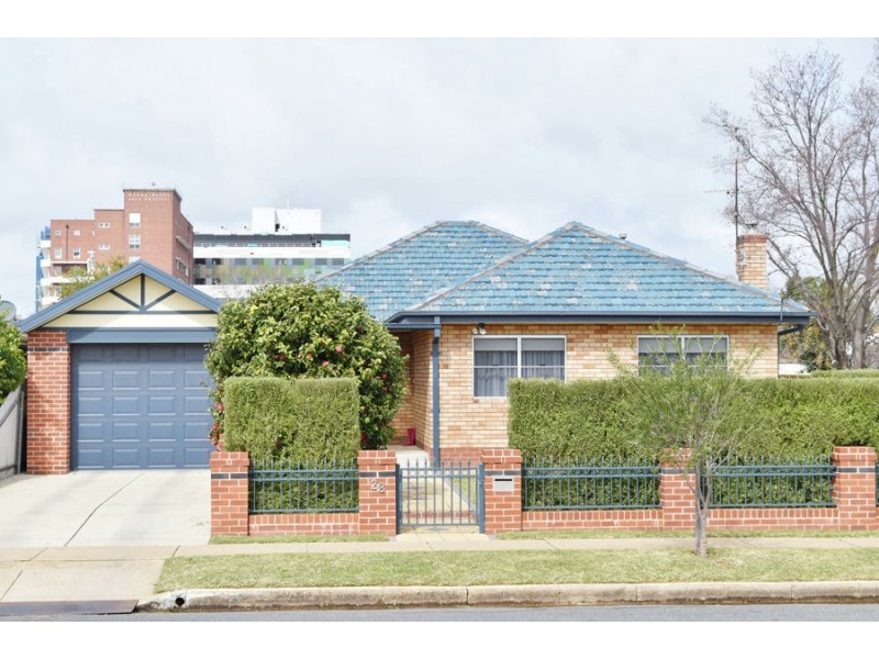 28 Darlow Street, Central, Wagga Wagga NSW 2650