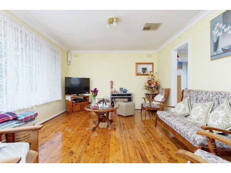 16 Maher Street, Wagga Wagga NSW 2650