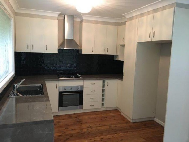 6 Tinga Crescent, Wagga Wagga NSW 2650