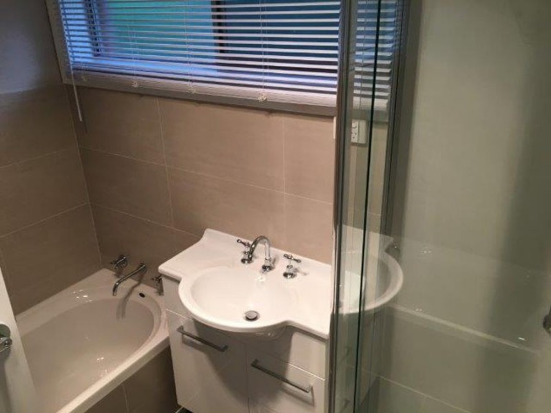 6 Tinga Crescent, Wagga Wagga NSW 2650