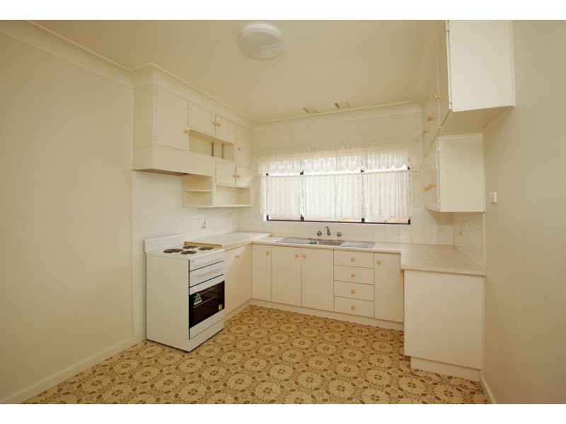 1/370 Lake Albert Road, Kooringal NSW 2650