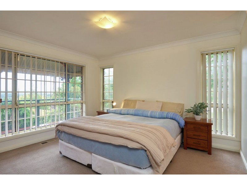 6 Loru Close, Wagga Wagga NSW 2650