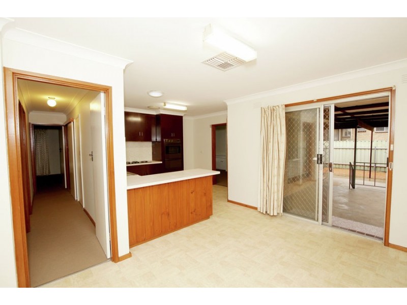 4 Fraser Street, Wagga Wagga NSW 2650