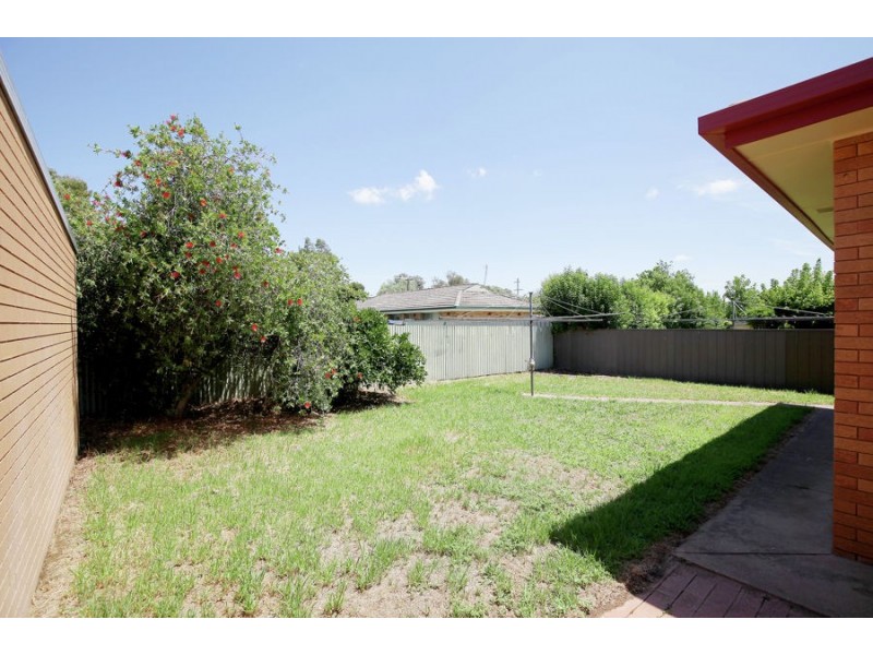 4 Fraser Street, Wagga Wagga NSW 2650