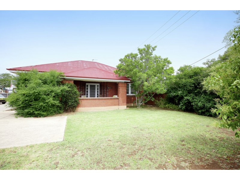 7 Lake Albert Road, Wagga Wagga NSW 2650