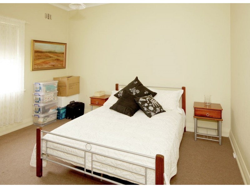 7 Lake Albert Road, Wagga Wagga NSW 2650