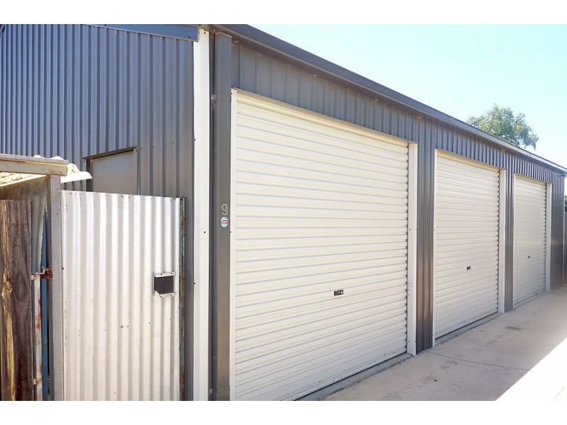 9 Bourke Street, Turvey Park NSW 2650