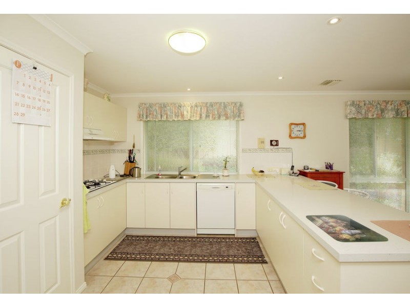 7 Nathan Place, Kooringal NSW 2650