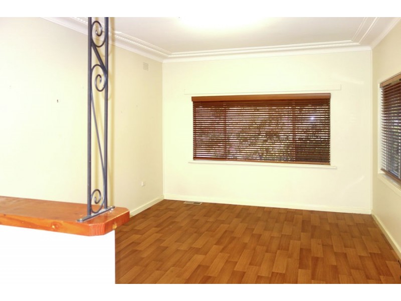 13 Paull Street, Kooringal NSW 2650