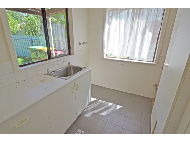 1/370 Lake Albert Road, Kooringal NSW 2650