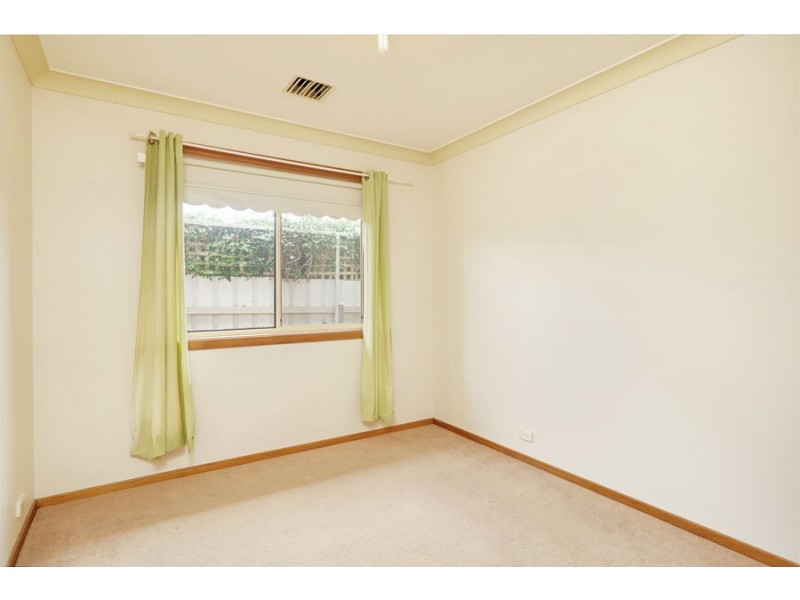 44 Oleander Street, Lake Albert NSW 2650