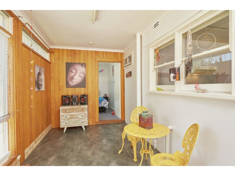 122 Macleay Street, Wagga Wagga NSW 2650