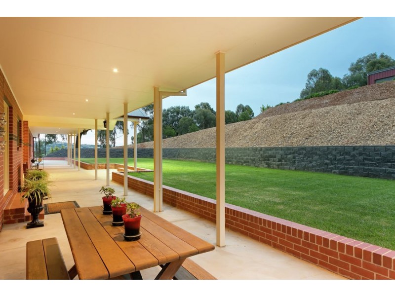 3 Casuarina Place, Springvale NSW 2650