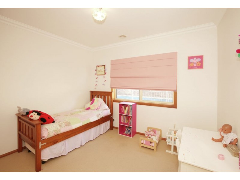 46 Lakehaven Drive, Lake Albert NSW 2650