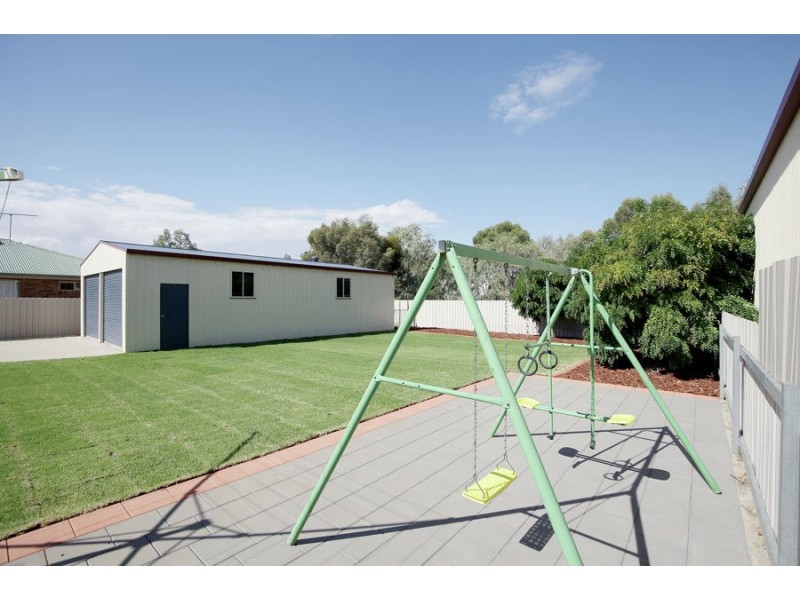 69 Veale Street, Wagga Wagga NSW 2650