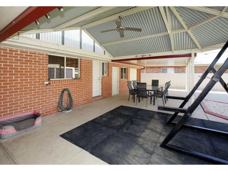 69 Veale Street, Wagga Wagga NSW 2650