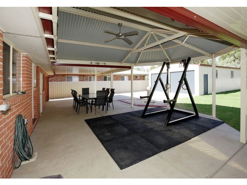 69 Veale Street, Wagga Wagga NSW 2650