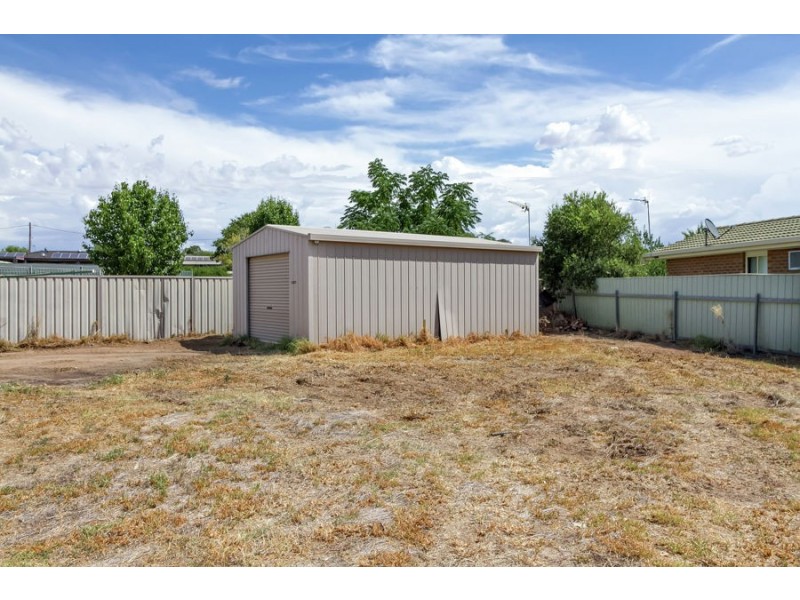 3 Dunlop Place, Wagga Wagga NSW 2650