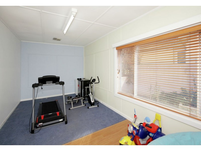 23 Urana Street, Turvey Park NSW 2650