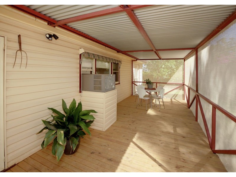 7 Elbe Street, Milbrulong NSW 2656