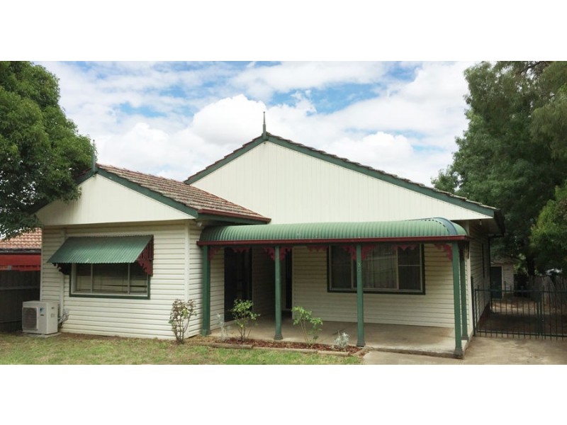 30 Northcott Parade, Wagga Wagga NSW 2650