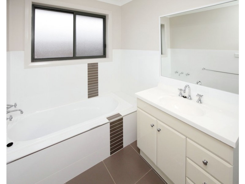 14 Bindari Avenue, Wagga Wagga NSW 2650