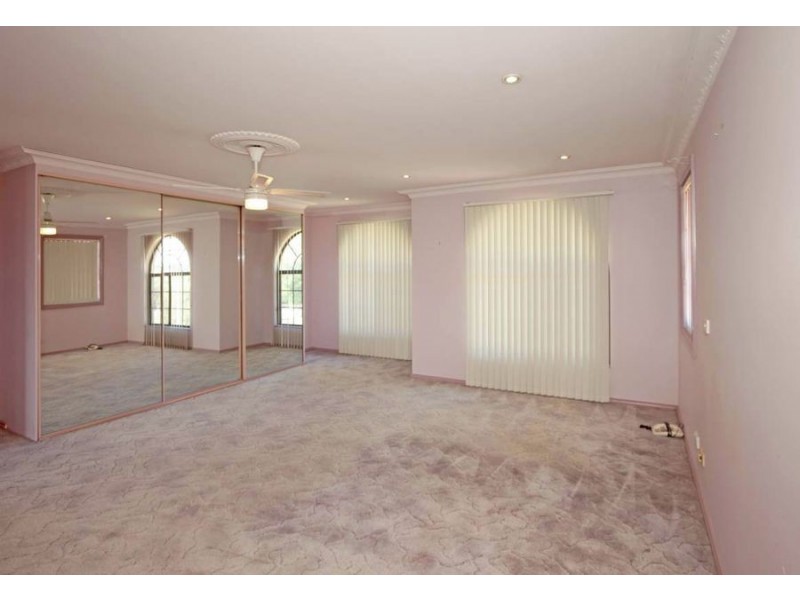 19 York Street, Tumbarumba NSW 2653