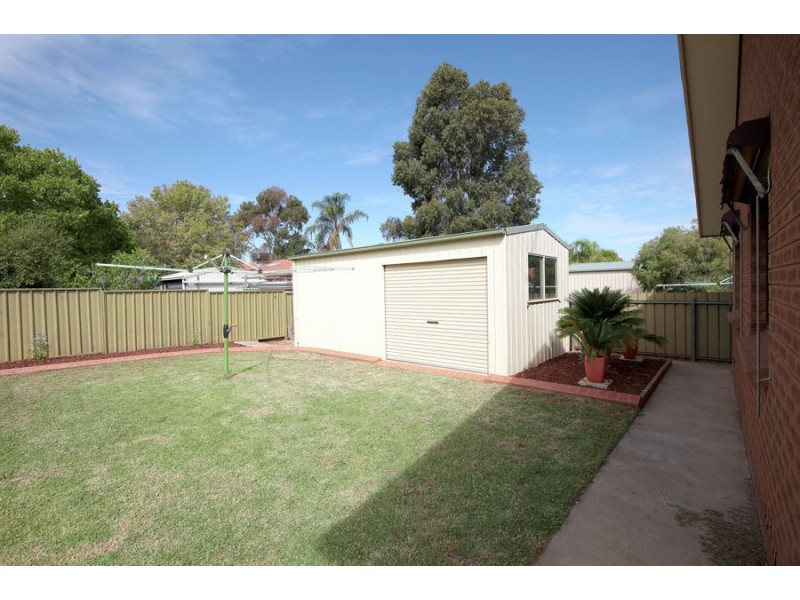 1 Heron Place, Estella NSW 2650