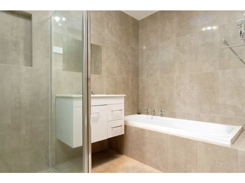 21 Willow Street, Kooringal NSW 2650