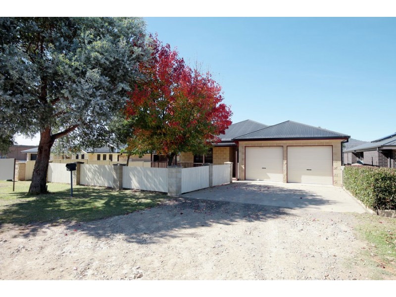 21 Langland Street, Tumbarumba NSW 2653