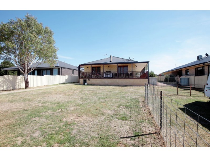 21 Langland Street, Tumbarumba NSW 2653