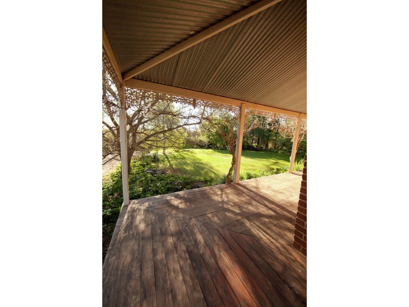 45 Taylor Road, Young NSW 2594