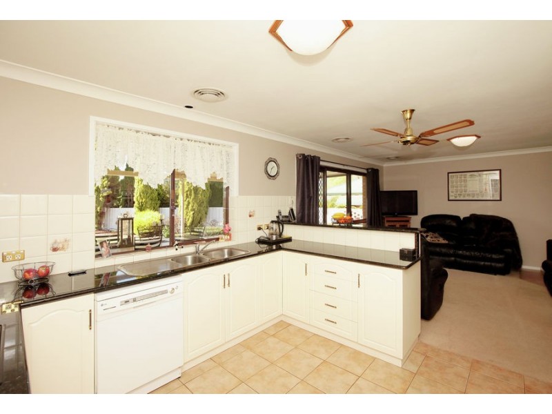 84 Albury Street, Tumbarumba NSW 2653