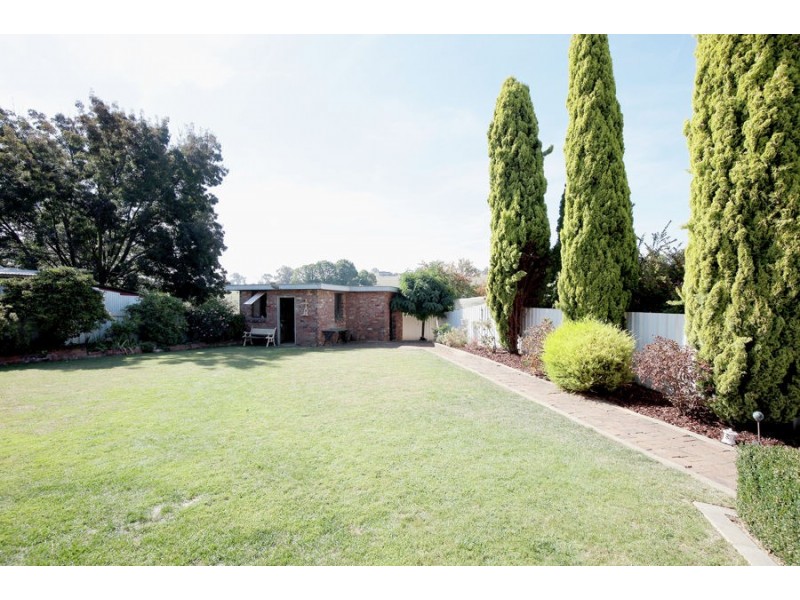 84 Albury Street, Tumbarumba NSW 2653