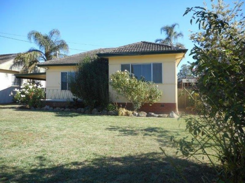 53 Tichbourne Cres, Wagga Wagga NSW 2650