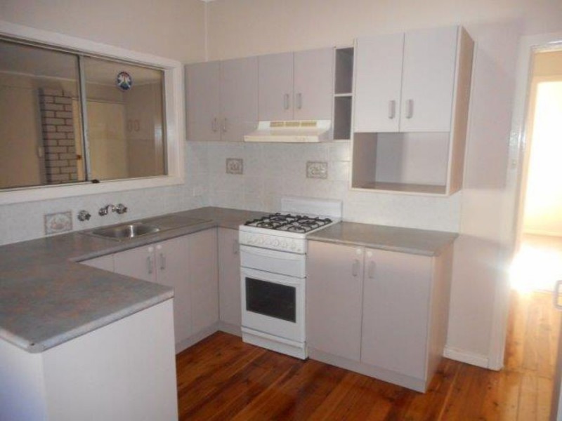 53 Tichbourne Cres, Wagga Wagga NSW 2650