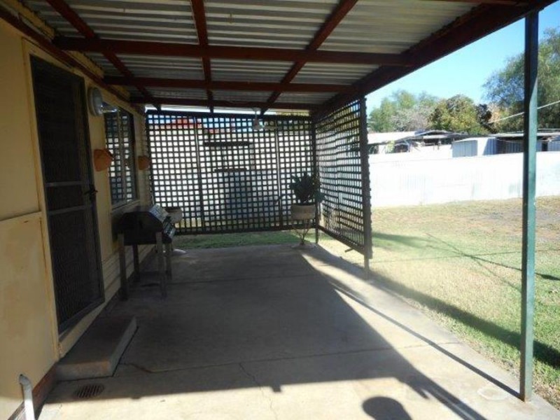 53 Tichbourne Cres, Wagga Wagga NSW 2650