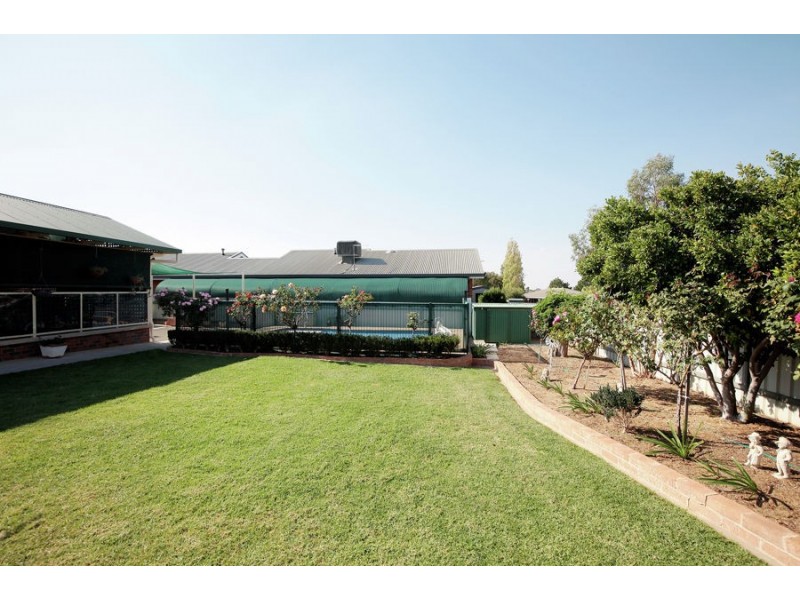 30 Lamilla Street, Glenfield Park NSW 2650