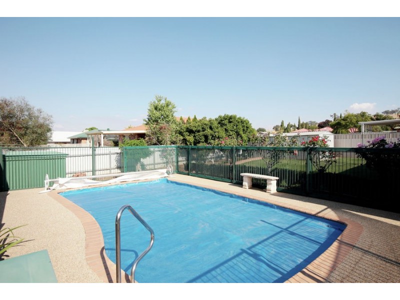30 Lamilla Street, Glenfield Park NSW 2650