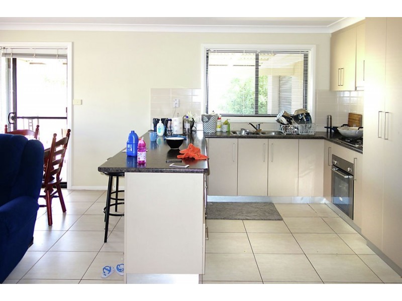 2/61 Mima Street, Glenfield Park NSW 2650