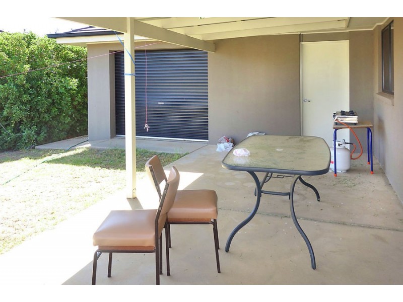 2/61 Mima Street, Glenfield Park NSW 2650