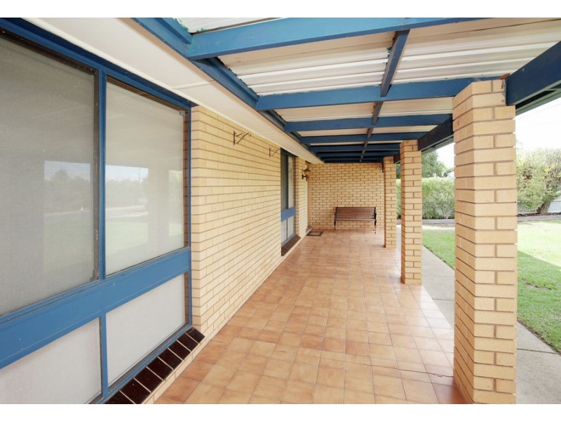 11 Grinton Avenue, Wagga Wagga NSW 2650