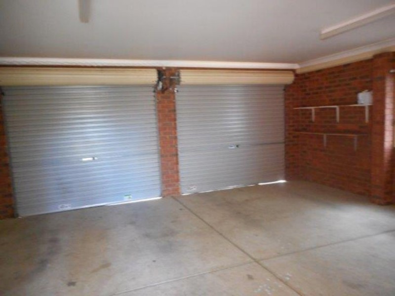 19 Paldi Crescent, Wagga Wagga NSW 2650