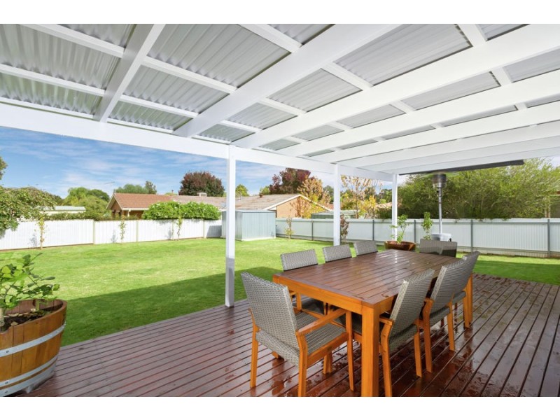 46 Pugsley Avenue, Estella NSW 2650