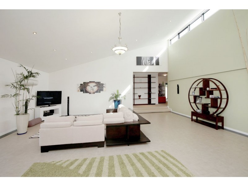 18 Willow Tree Place, Springvale NSW 2650