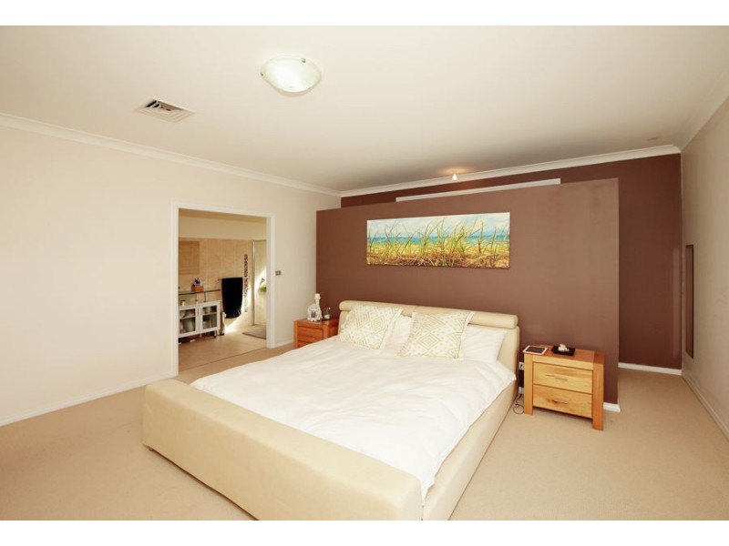 18 Willow Tree Place, Springvale NSW 2650