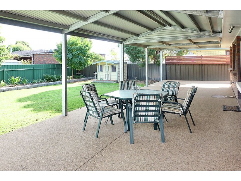 14 Eyre Street, Lake Albert NSW 2650