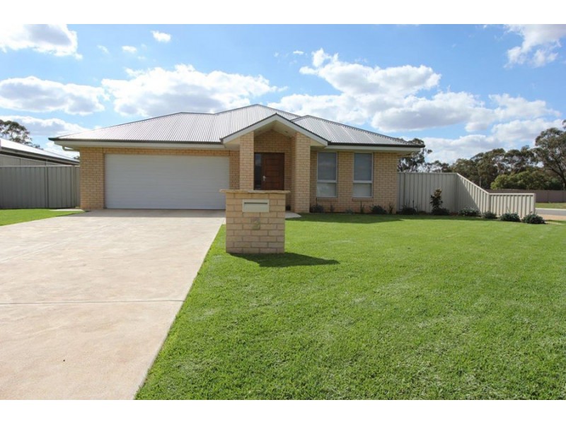 2 Rockliff Court, Lockhart NSW 2656