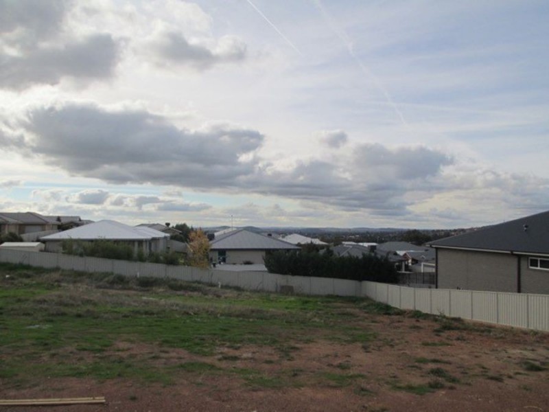 51 Clifton Street, Bourkelands NSW 2650